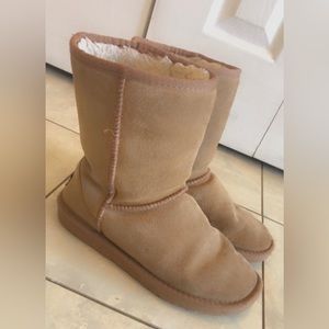 Uggs Size 7